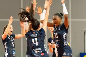 (Miniature) Le Journal des Bleues : Elouga MVP, Venelles en tête